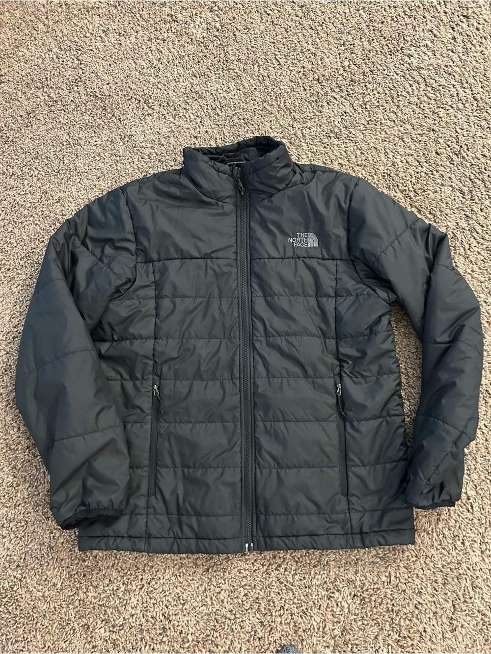 The north face men’s Bombay light weight puffer jacket large